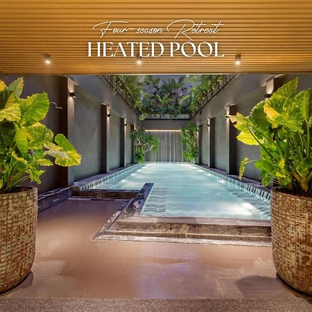 La Siesta Classic Hang Thung Hanoi Zewnętrze zdjęcie The heated pool at the hotel