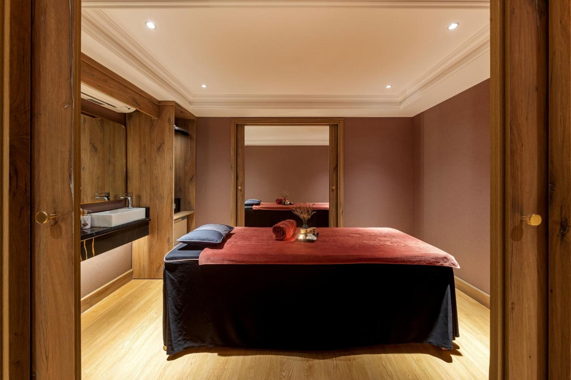 La Siesta Classic Hang Thung Hanoi Zewnętrze zdjęcie A treatment room at The Dorchester