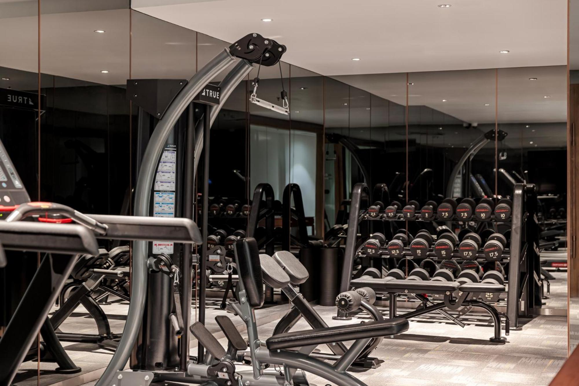 La Siesta Classic Hang Thung Hanoi Zewnętrze zdjęcie The gym at The Dorchester