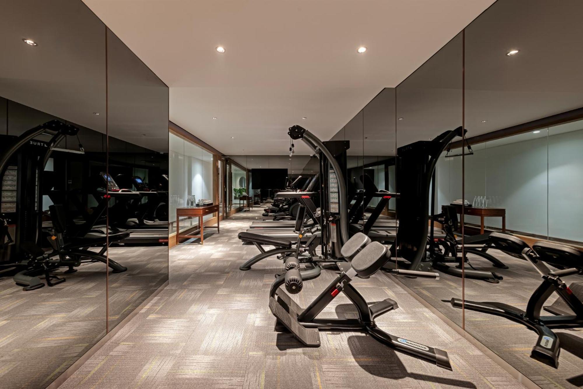 La Siesta Classic Hang Thung Hanoi Zewnętrze zdjęcie The gym at The Dorchester